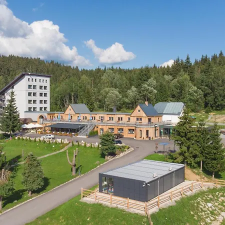 Hotel Zerrenpach 3*
