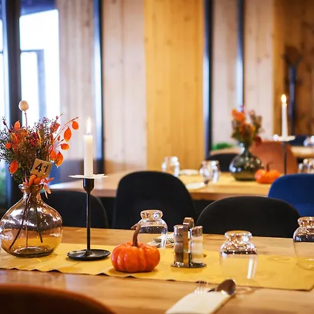 Hotel Zerrenpach 3*