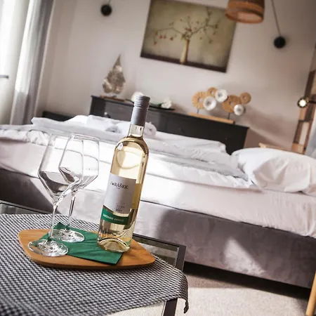 Hotel Zerrenpach Látky